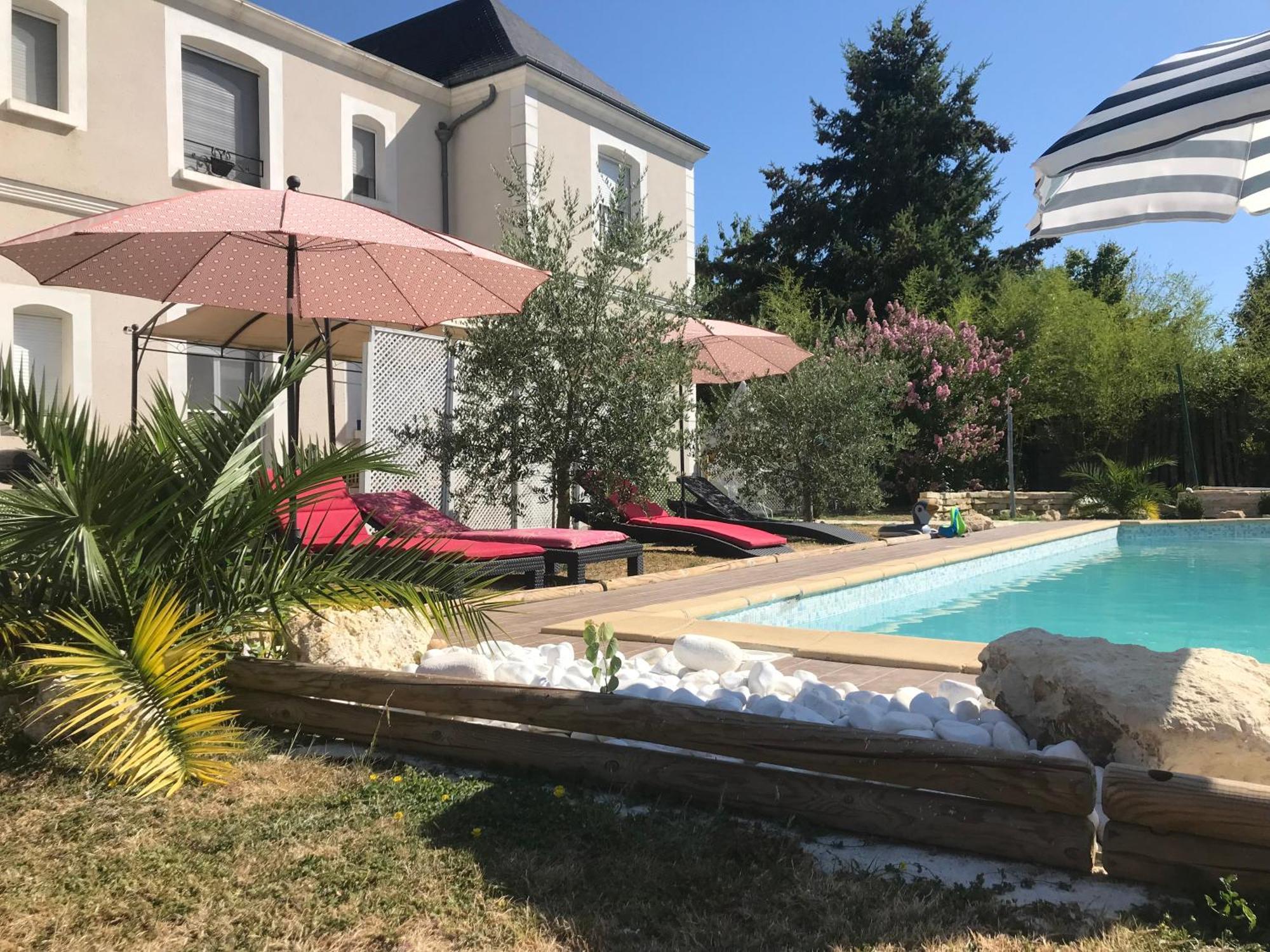 La Villa Bolero Saint-Cyr-sur-Loire Kültér fotó